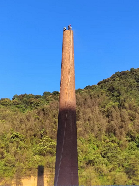 煙囪拆除合理選擇方案-安全拆除煙囪！